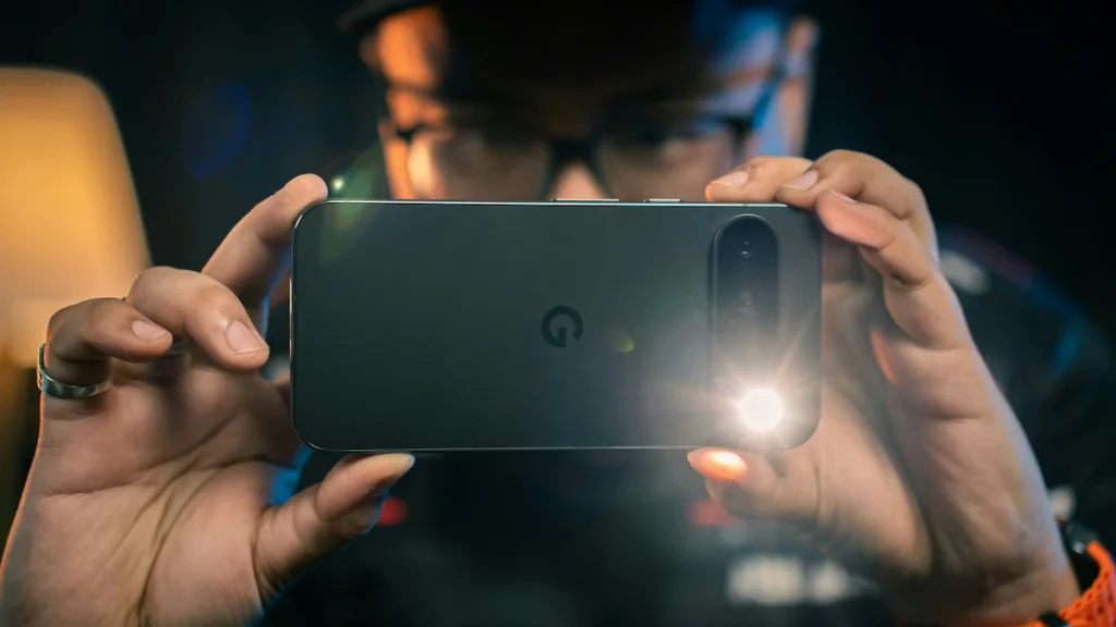 O smartphone Pixel 9 que servirá de base ao Google Pixel 9a.
