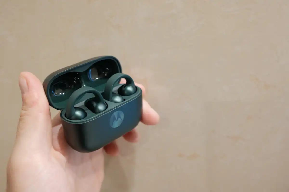 Motorola Moto Buds Loop