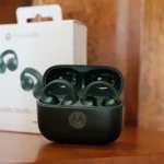 Moto Buds Loop 9