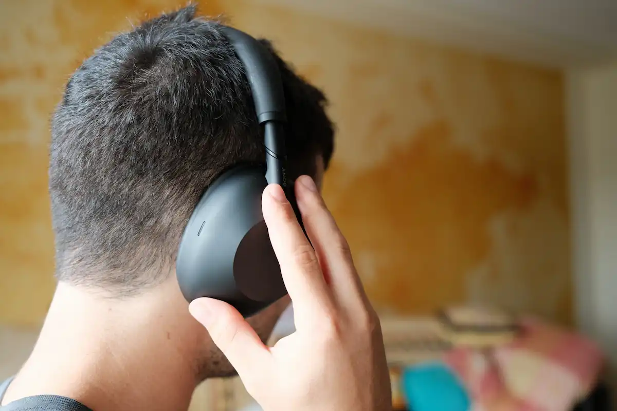 Sony WH-1000XM6