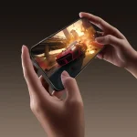 Find X9 Pro_Gaming and hold horizontally_Titanium Grey_Background