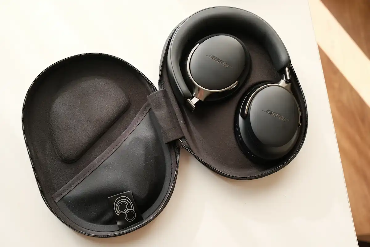 BOSE QuietConfort Ultra Headphones (2nd Gen) capa