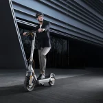 Imagens de Utilização de Xiaomi Electric Scooter 6 Max 1