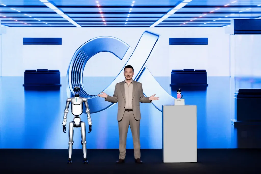 HONOR Robot Phone MWC 2026 HONOR 600 Series