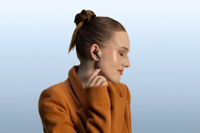 Motorola moto buds 2 plus