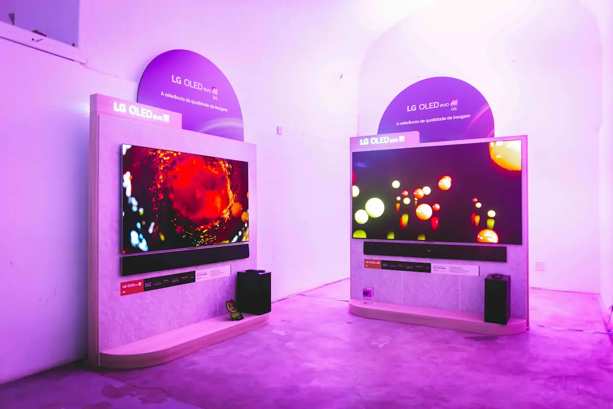 LG Atmosphere - LG OLED T, LG OLED W6 & LG Micro RGB