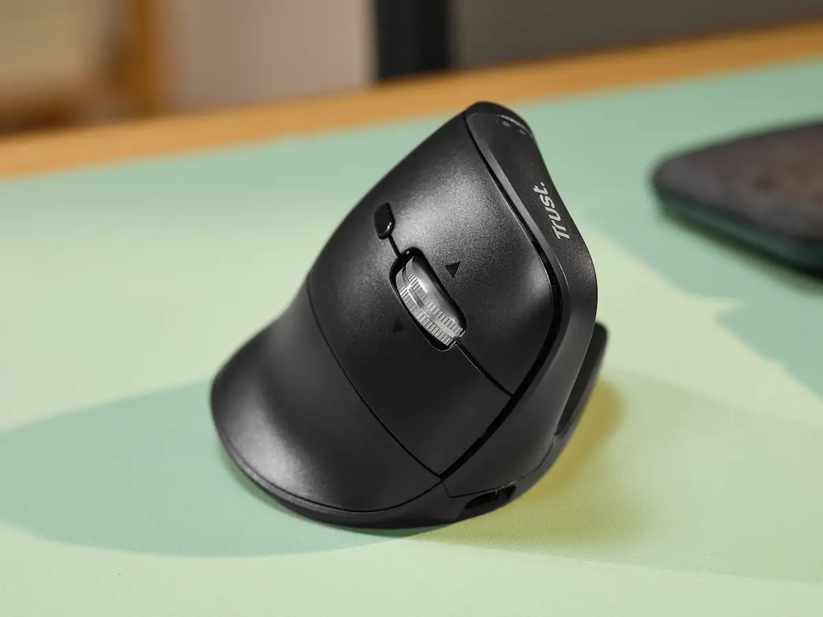 Rato ergonómico Trust Vyran