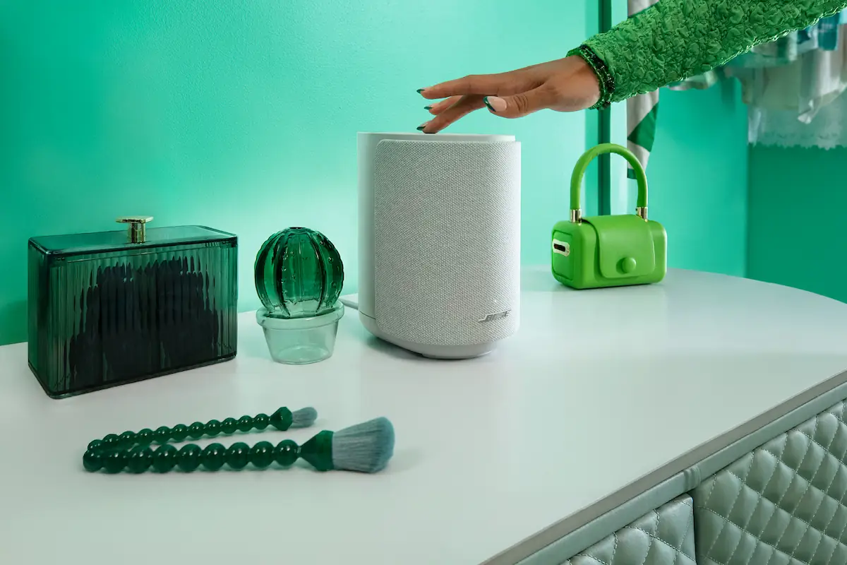 Bose Lifestyle Ultra Speaker_White Smoke_04