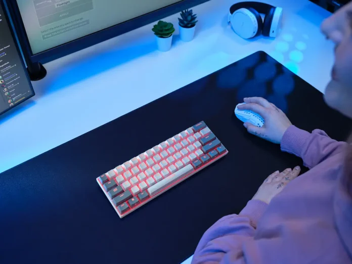 Teclado gaming Trust Acira