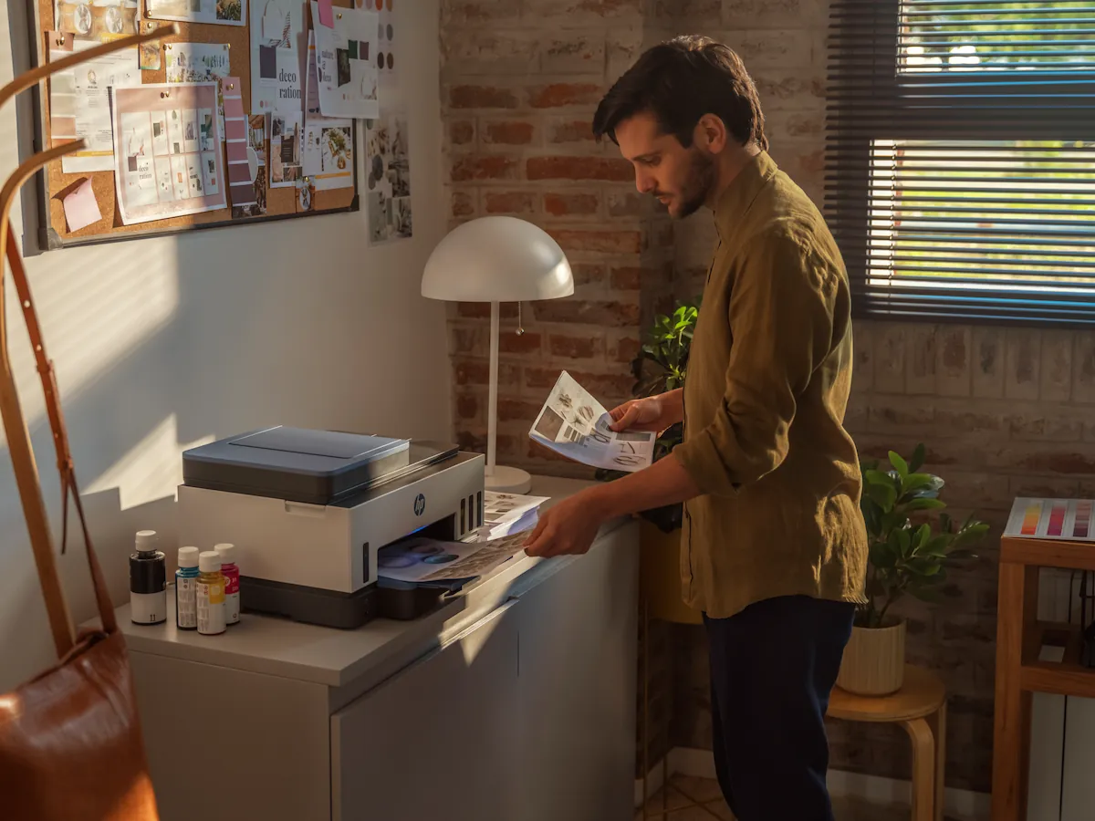 HP LaserJet Pro 4000:4100 e a nova série HP Color LaserJet Enterprise 4000:X400 3