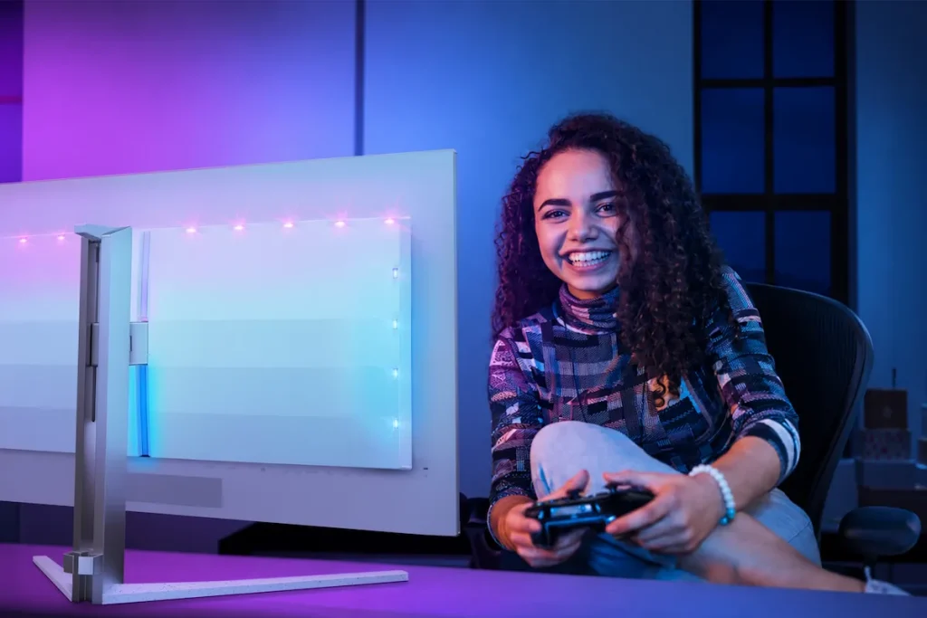 Monitor Philips Evnia leva o gaming em consolas para alé m do ecra
