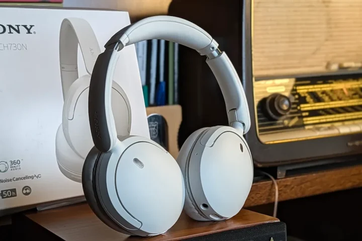 Auscultadores Bluetooth Sony WH-CH730N