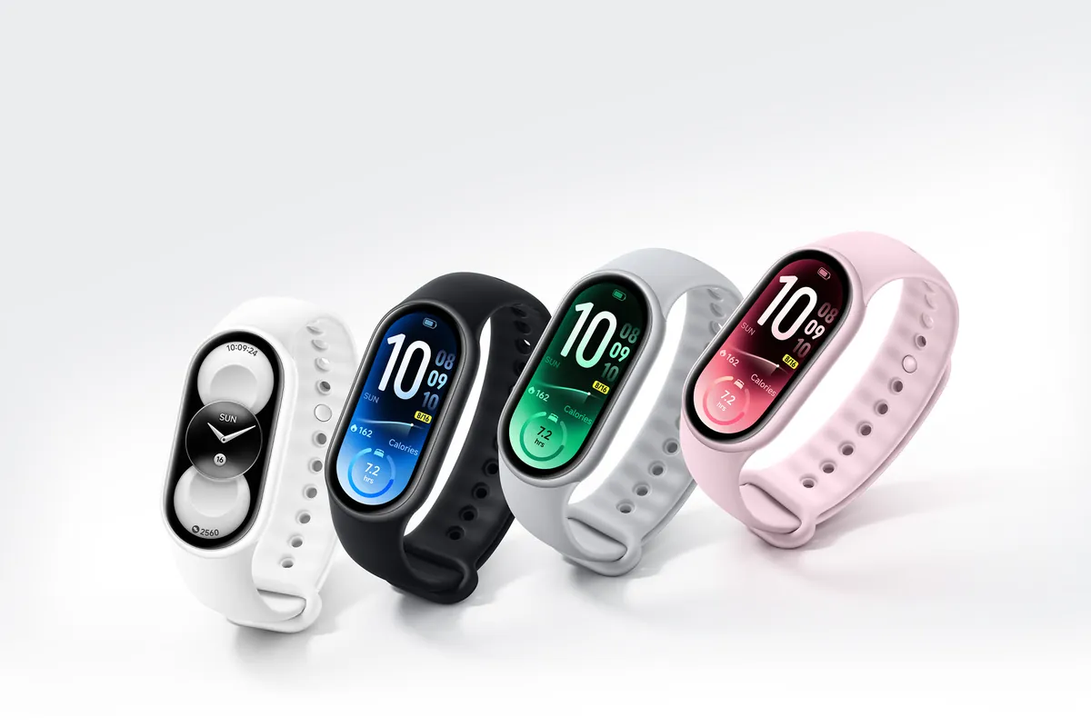 Xiaomi Smart Band 11 em várias cores, com o ecrã AMOLED ligado